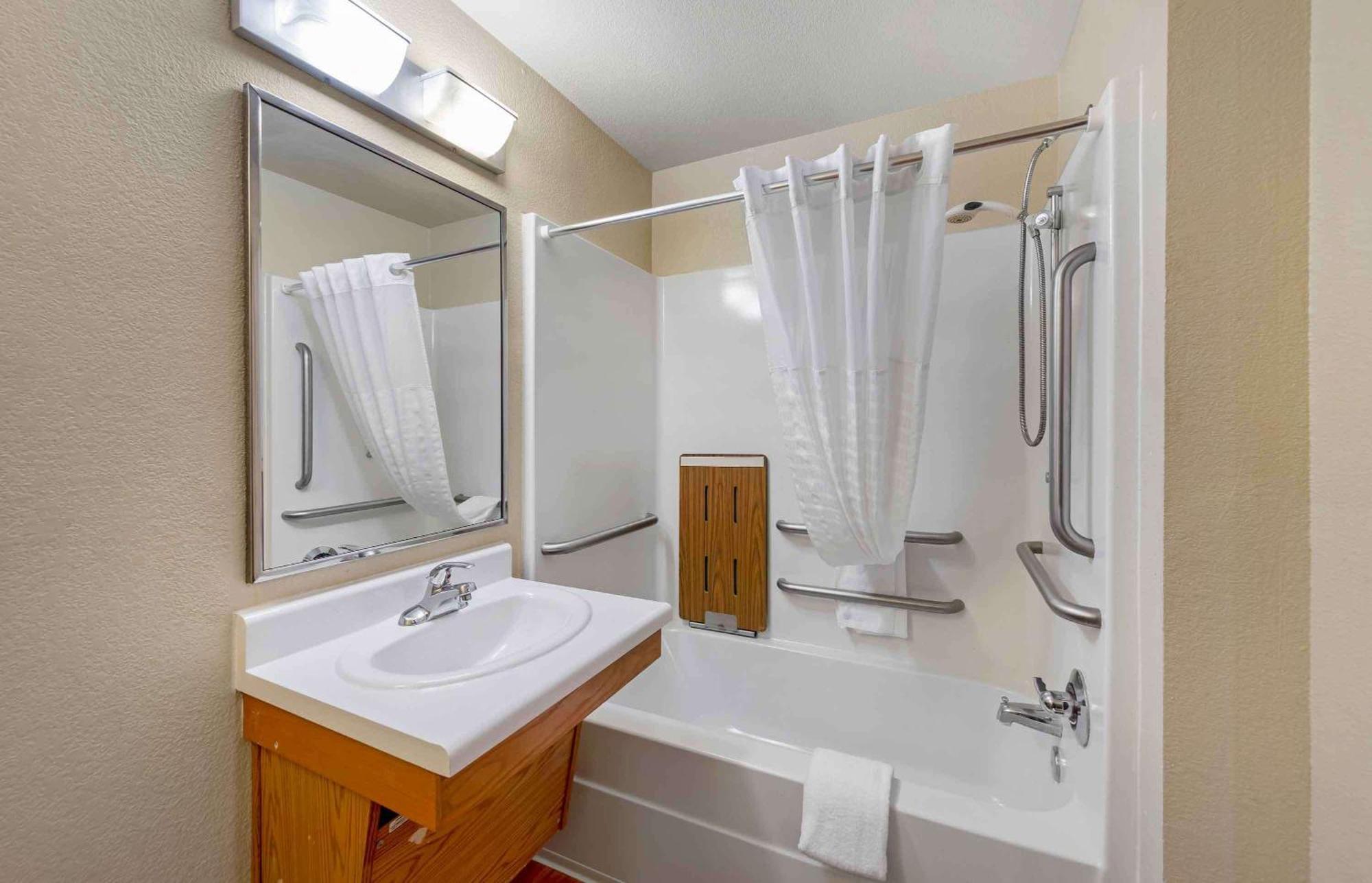 Extended Stay America Select Suites - Colorado Springs - Airport Buitenkant foto