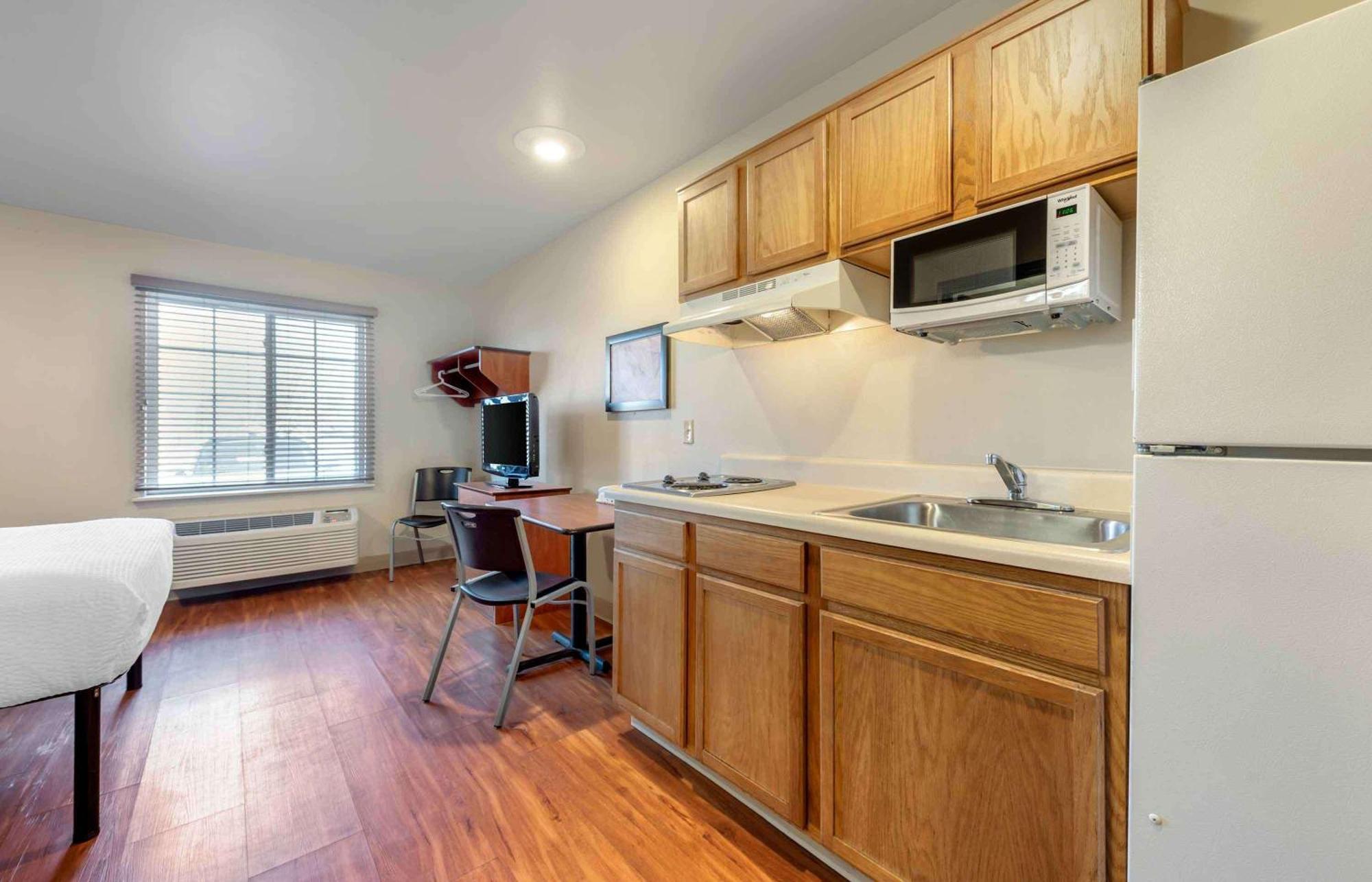 Extended Stay America Select Suites - Colorado Springs - Airport Buitenkant foto